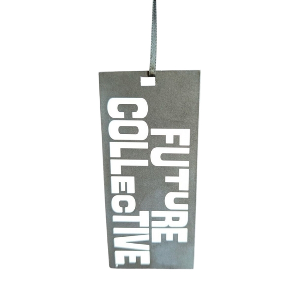 Future Collective NWT Flowy Flutter Sleeve Blouse Sz M - Picture 3 of 9